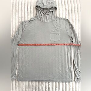 Men's Free Fly Apparel Green Hooded Rashguard / Sunshirt Medium